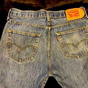 Levi's 501 Classic Fit Men's Jeans - Light Blue